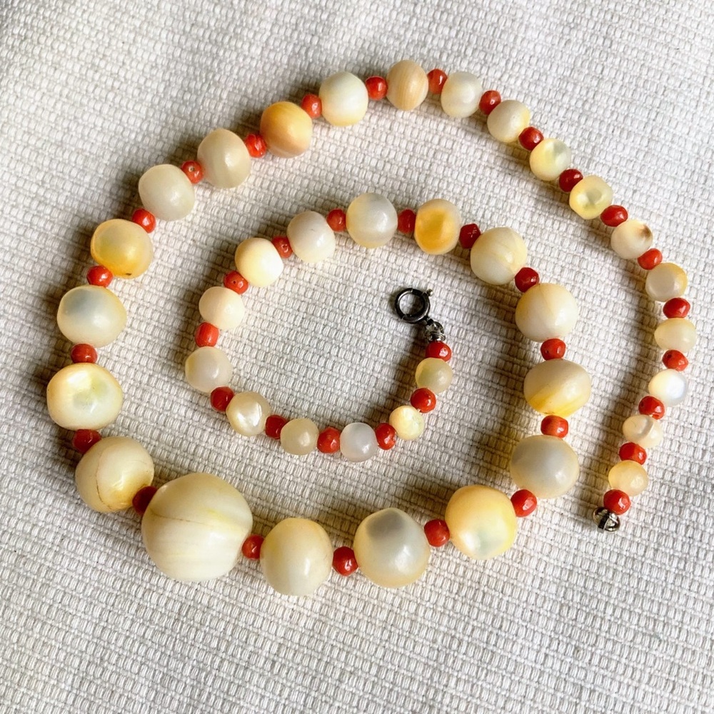 Antique Art Deco Mother of Pearl Coral Beads Graduated Necklace Sterling Silver - Picture 10 of 12